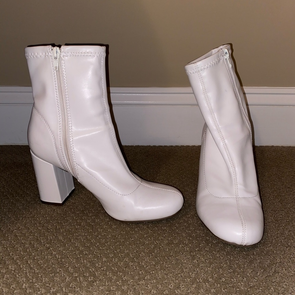 White MIA boots
